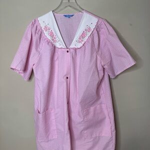 Dream Crest pink Gingham Short Sleeve snap front Nightgown Women's Size XL